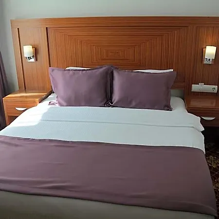 Garden Kale Thermal 3* Afyonkarahisar